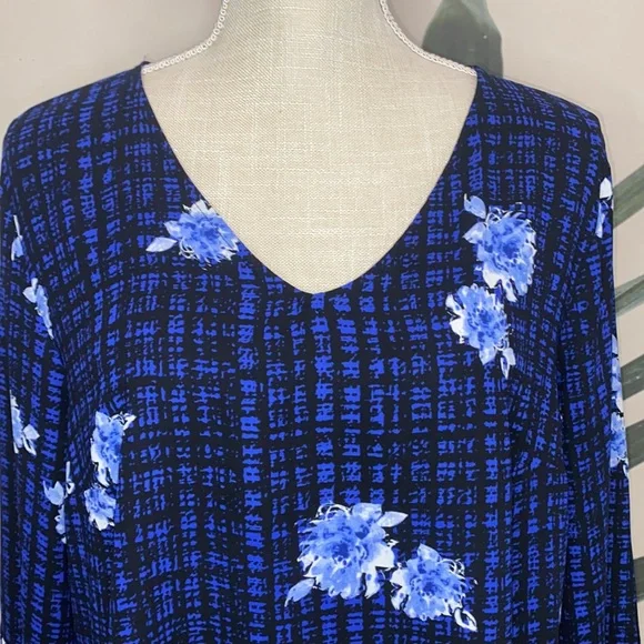 Apt. 9 Floral Weave Blouse - Picture 3 of 8